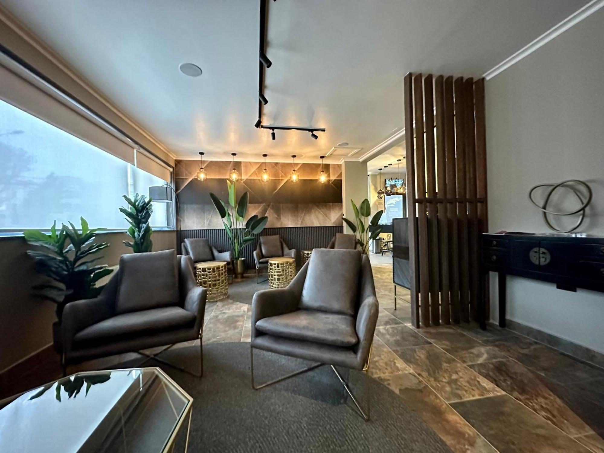 Patagonia Hotel & Apart Suite Punta Arenas Exterior photo